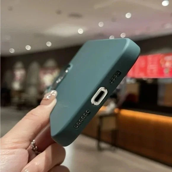 ⚠️Clearance💚iPhone 14/Pro/Pro Max Solid Dark Green Phone Case - Picture 6 of 7